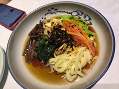 -江城小馆陕南妈妈菜·全球旅行餐厅(钟楼店)