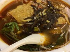 -水平有限螺蛳粉(宏达大厦店)