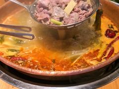 -洱火云南酸菜牛肉火锅(石景山当代商城店)