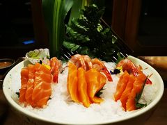 -万岛日本料理铁板烧(万泰国际店)