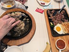 -豪享来牛排(人民店)