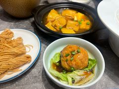 -闫府私房菜(恒隆店)