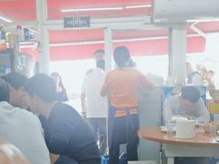 -胡子饮食店