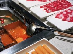 -海底捞火锅鲜切牛肉主题店(长寿路店)