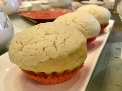 菠萝义烧包-乙龍天