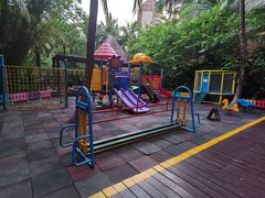 -三亚湾海居铂尔曼度假酒店