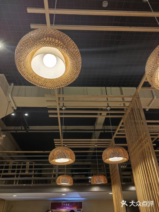 嘉州叶婆婆钵钵鸡(建设路店)大堂图片