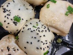 -小杨生煎(金山百联购物中心3楼店)
