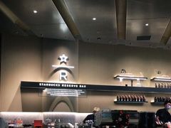 -星巴克臻选(上海合生汇1F店)