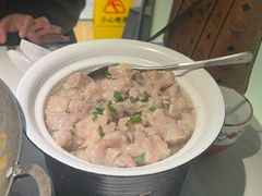 -费大厨辣椒炒肉(高铁吾悦广场店)