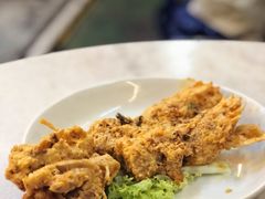 -大树下海鲜饭店
