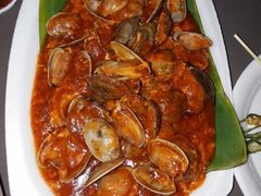 叁峇啦啦-东海岸人工湖美食村