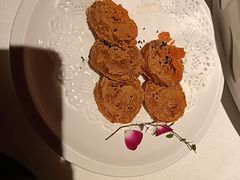 -八府香鸭·啫啫煲(华山路店)