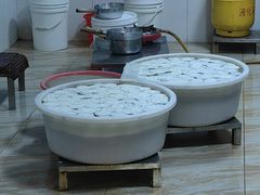 -周大娘牛乳(旧寨古村总店)