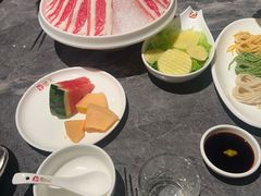 -德天肥牛海鲜火锅(城西银泰店)