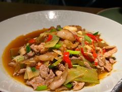 土家摆子肉-吃饭皇帝大土家民族菜(正大广场店)