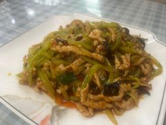 -芳芳餐厅(白沙路店)