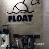 这是集街舞房和咖啡一体的店