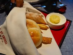 前菜面包-弦月窗LUNETTE BY AMANDA(复兴路店)