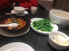 -万重锦·人文川菜馆(骡马市店)