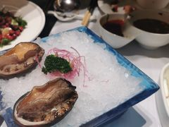 -红鼎豆捞·非遗鲍皇汤火锅(宝丰路店)