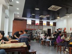 -香辉食馆(新兴路店)