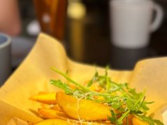 -卡普里披萨·牛扒·下午茶
