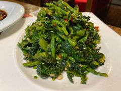 靓妹菜心-川外川(星海店)