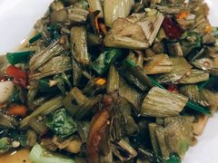 酸菜炒卤肉-南雄雄州土菜餐厅(粤北大厦店)