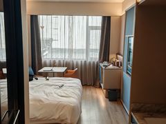 -城际上海虹桥机场酒店