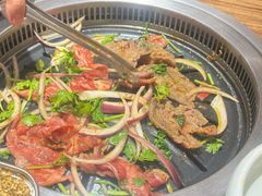 -明洞阿姨·韩式酱蟹烤肉·创意料理(三元桥店)