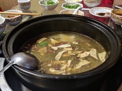 -乳仔牛牦牛汤锅 烤羊排(松潘古城店)