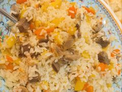 -汗腾格里·风味餐厅(新疆驻京办店)