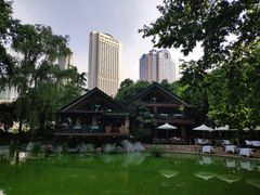 -静安公园(静安寺街道)