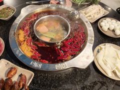 -洞亭火锅(防空洞总店)