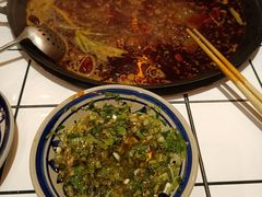 -旧街市鲜货老火锅(大光路店)