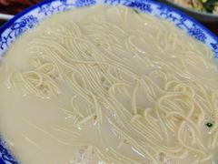 -雪琴面馆富安特色鱼汤面(城中花园店)