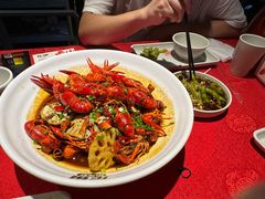 -龙巢盱眙龙虾·牛蛙·烧烤宵夜(八卦岭店)