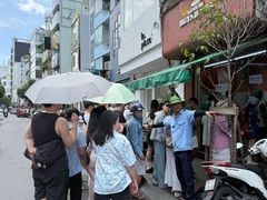 -Bánh Mì Huynh Hoa