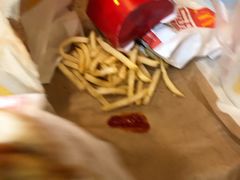 -麦当劳(新洲南路店)