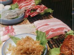 -明洞阿姨·韩式酱蟹烤肉·创意料理(三元桥店)