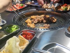 -马路牙子烧烤音乐酒馆(望京店)