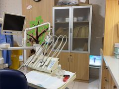 -上海仁爱医院口腔科 · 种植
