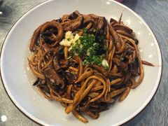 -侬佳蒸菜馆(听潮店)
