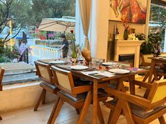 -Mark&Mars Restaurant