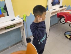 -爆米花儿童美发乐园