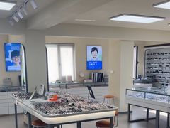 -潘多拉眼镜·蔡司依视路明月(潘家园店)