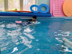 -鱼乐贝贝婴幼儿水育馆(高桥红坊店)