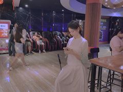 -中影佰纳国际影城DMAX(花都广百广场店)