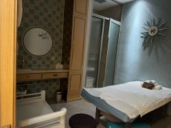 -雅曼妮spa美容养生